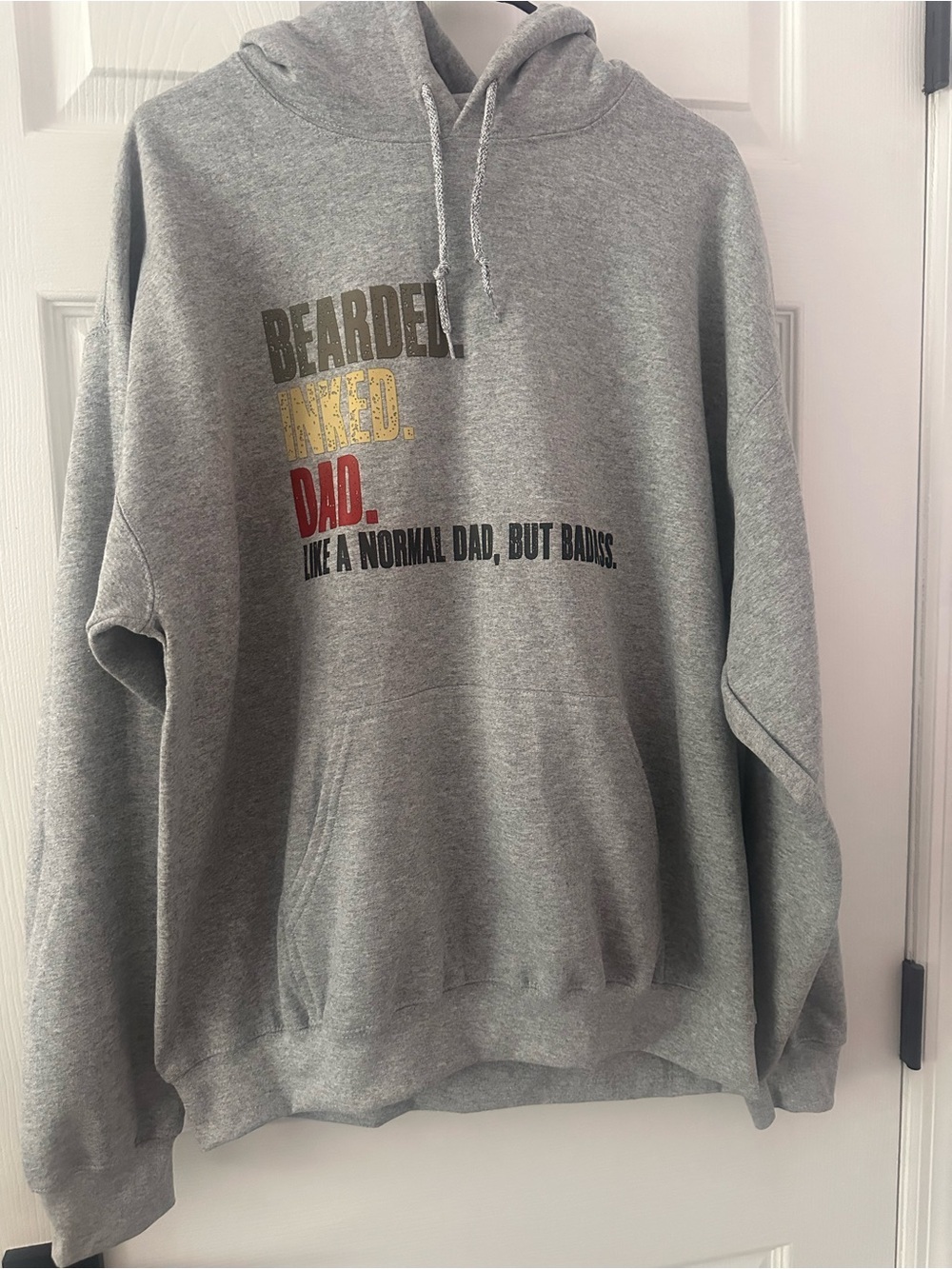 Gildan Grey Hooded Sweatshirt with Multicolor Bearded Dad Graphic